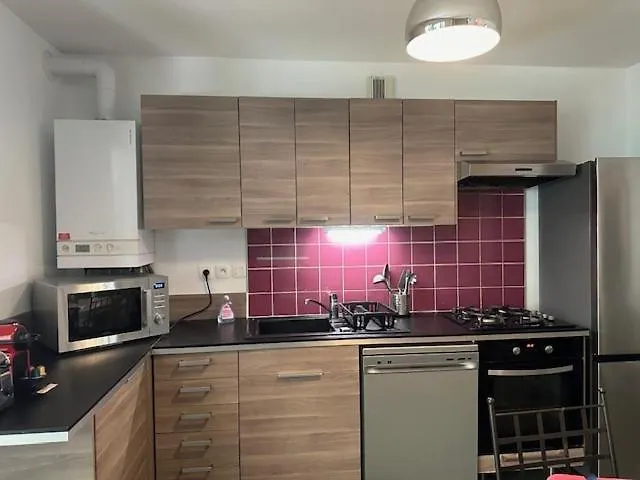 Appartement 6 Pers Prado Metro Parking Gratuit Et Wifi Marseille Apartment