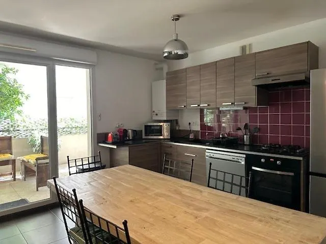 Appartement 6 Pers Prado Metro Parking Gratuit Et Wifi Marseille