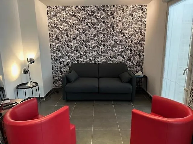 Appartement 6 Pers Prado Metro Parking Gratuit Et Wifi Marseille 0*,  France